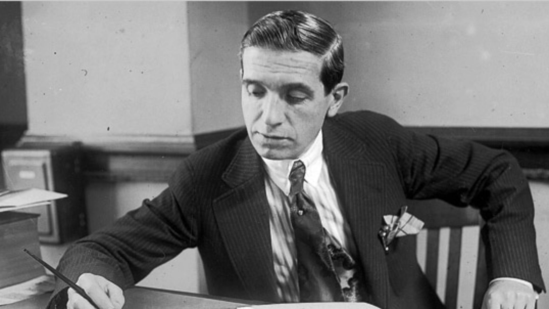 Charles Ponzi (March 3, 1882 – January 18, 1949). Charles Ponzi was a businessman born in Italy who became known as a swindler for his money scheme. His aliases include Charles Ponei, Charles P. Bianchi, Carl and Carlo.