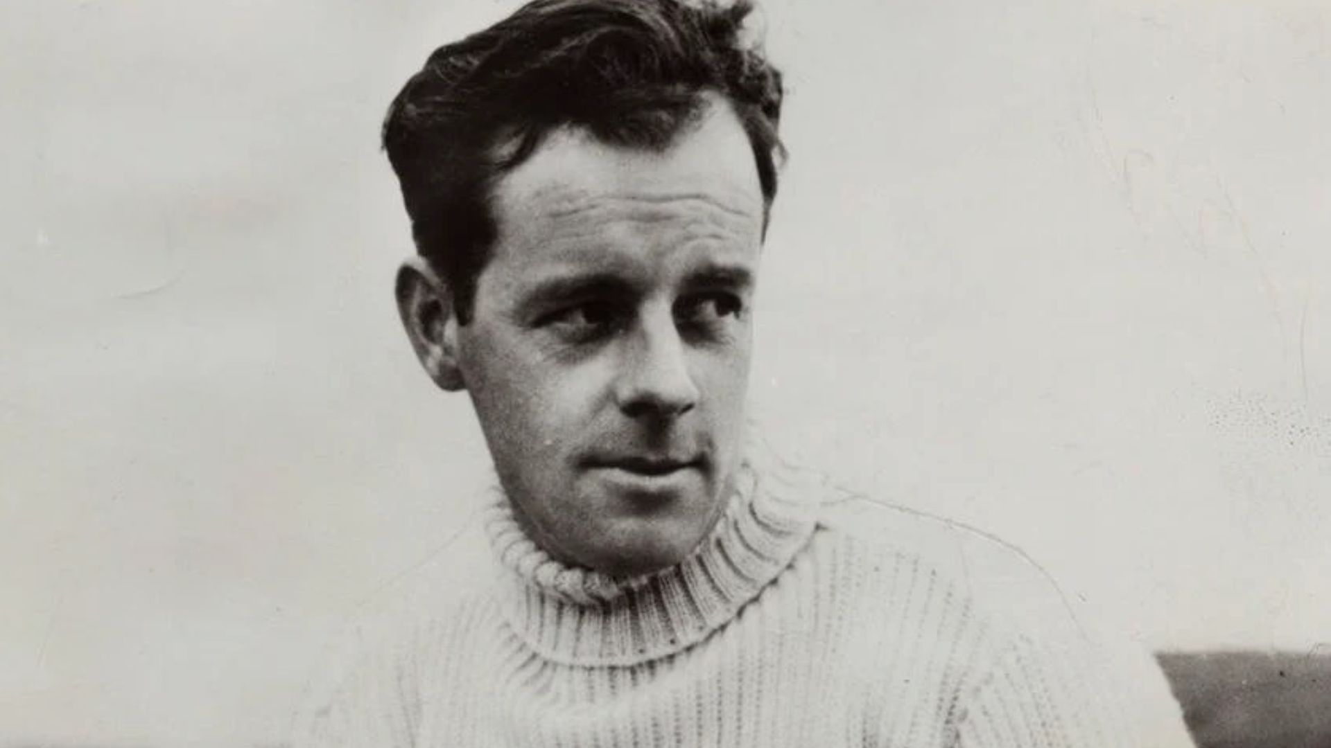 Portrait photograph of Alistair Maclean in 1967, published on the 1st American edition of Where Eagles Dare in 1967