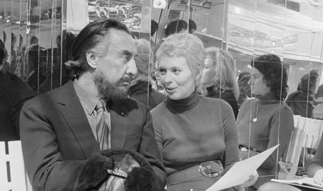 UNSPECIFIED - JANUARY 01: Portrait between 1962 and 1970 of the French writer Romain GARY and his wife, the American actress Jean SEBERG on the terrace of a cafe. Eternally in quest of identity, the writer committed suicide in 1980, 15 months after the suicide of his ex-wife.