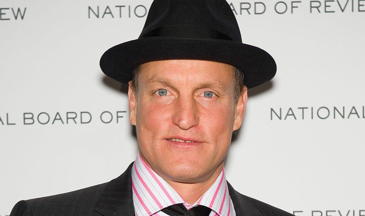 NEW YORK - JANUARY 12: Actor Woody Harrelson attends the 2010 National Board of Review Awards Gala at Cipriani 42nd Street on January 12, 2010 in New York City. 