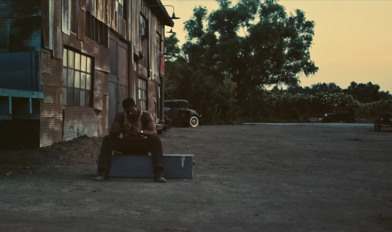 Screenshot from Sinners (2025)