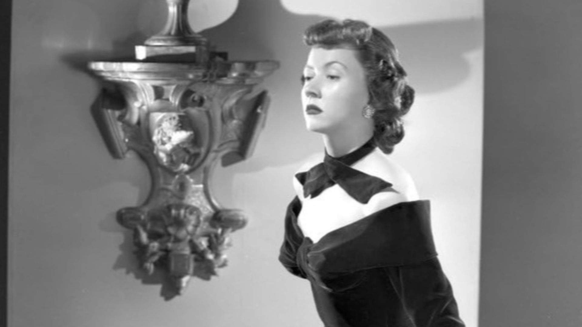 Gloria Grahame in The Bad and the Beautiful (1952).
