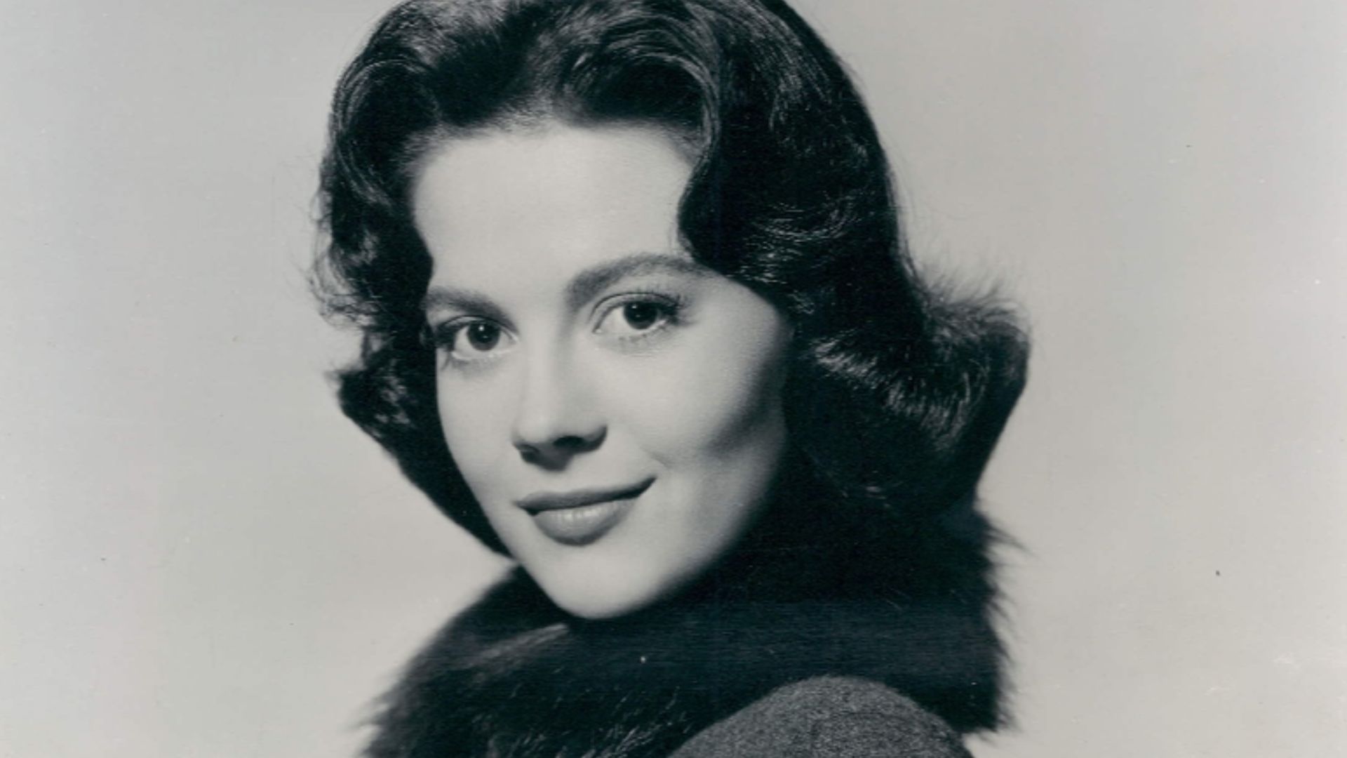 Publicity photo of Natalie Wood