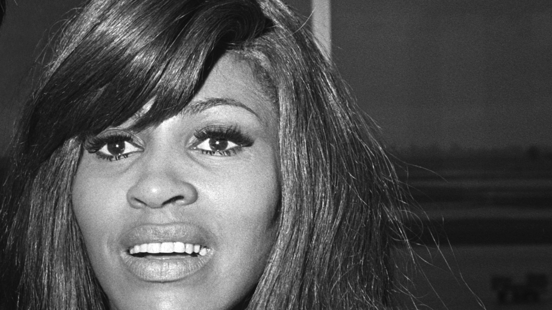 Collectie / Archief: Fotocollectie Anefo
Reportage / Serie: Amerikaans duo Ike en Tina Turner arriveren op Schiphol
Beschrijving: Ike & Tina Turner
Locatie: Noord-Holland, Schiphol
Trefwoorden: popmuzikanten, portretten
Persoonsnaam: Ike Turner, Tina Turn