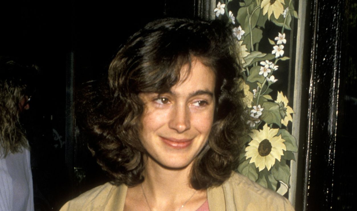 Sean Young during Harper's Bazaar Party - September 20, 1989 at Bistro in Beverly Hills, California, United States.