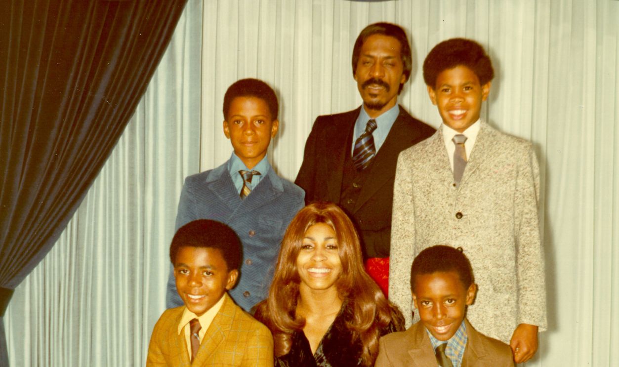 Ike & Tina Turner pose for a portrait with their son and step-sons in circa 1972. Clockwise from bottom left: Michael Turner (Son of Ike & Lorraine Taylor), Ike Turner, Jr. (Son of Ike & Lorraine Taylor), Ike Turner, Craig Hill (Son of Tina & Raymond Hill), Ronnie Turner (Son of Ike & Tina) (1960 - 2022). 