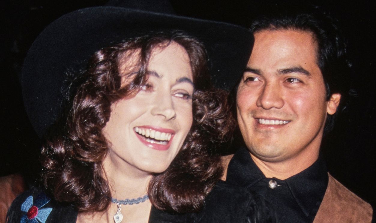 Actress Sean Young smiling with her husband, actor Robert Lujan, 1994.
