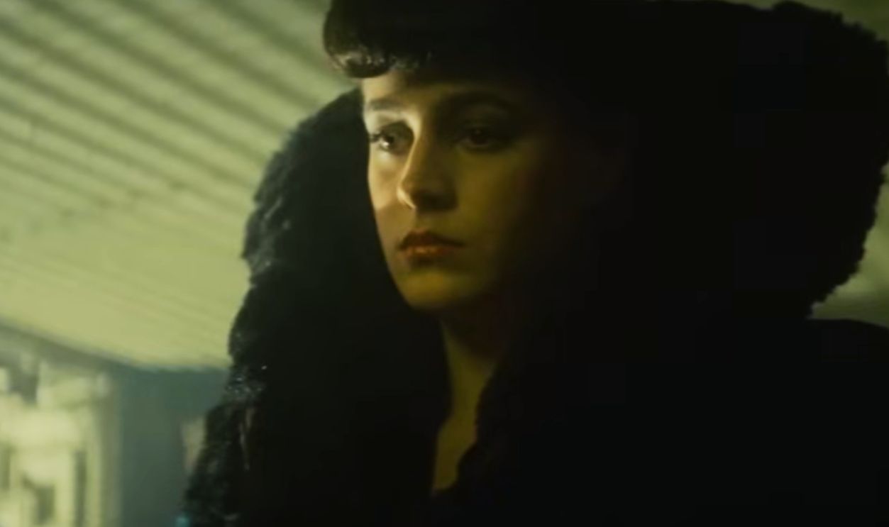Screenshot from Blade Runner (1982)