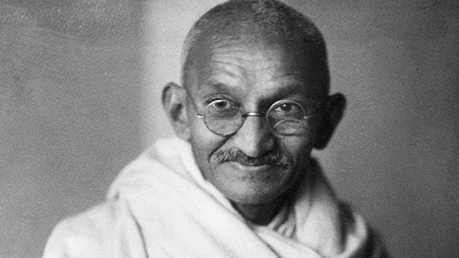 Studio photograph of Mahatma Gandhi ji, London, 1931.