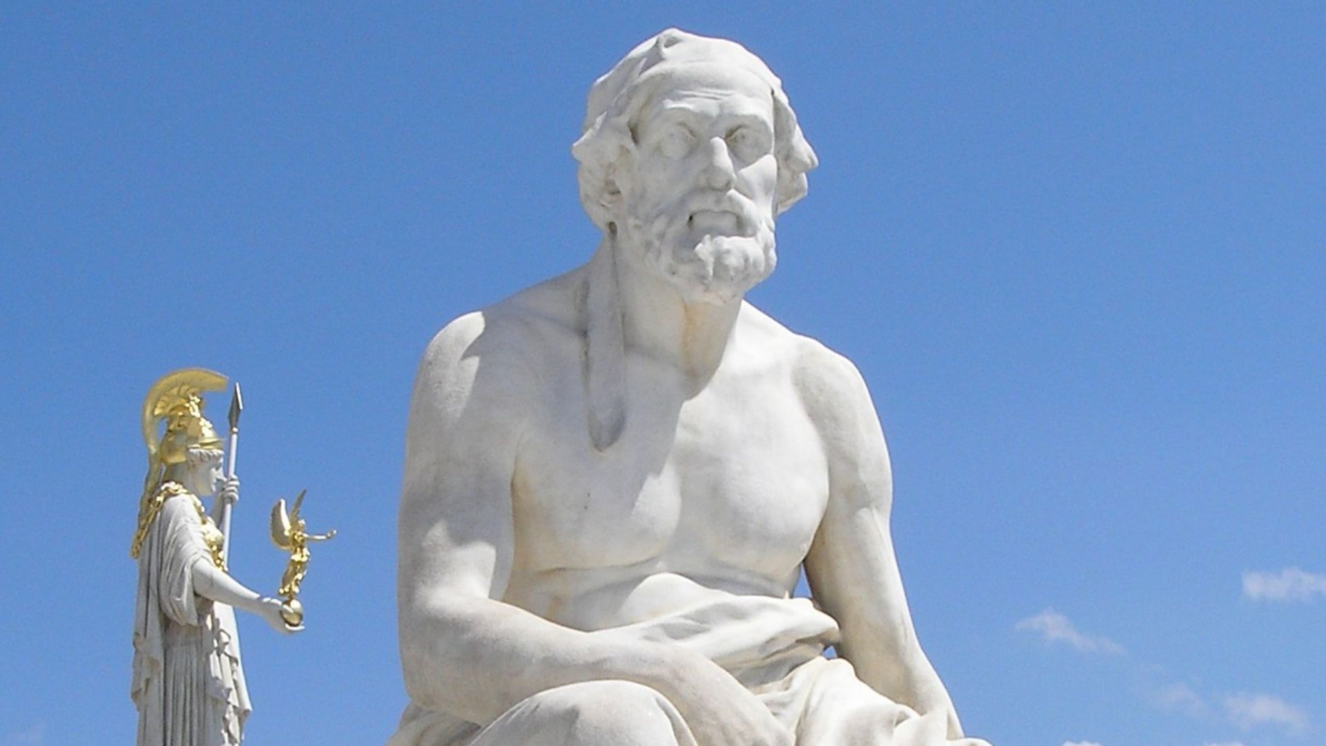 Image of the ancient histiographer Thukydides in front of the Austrian parliament building (Reichsratsgebäude), constructed by Baron Theophil von Hansen in the neo-classic style.
