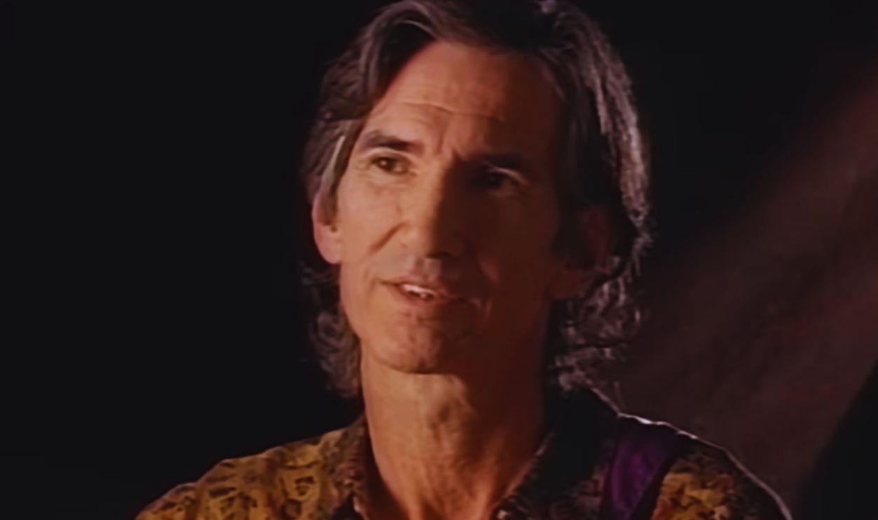 Screenshot from Without Getting Killed or Caught (2020)