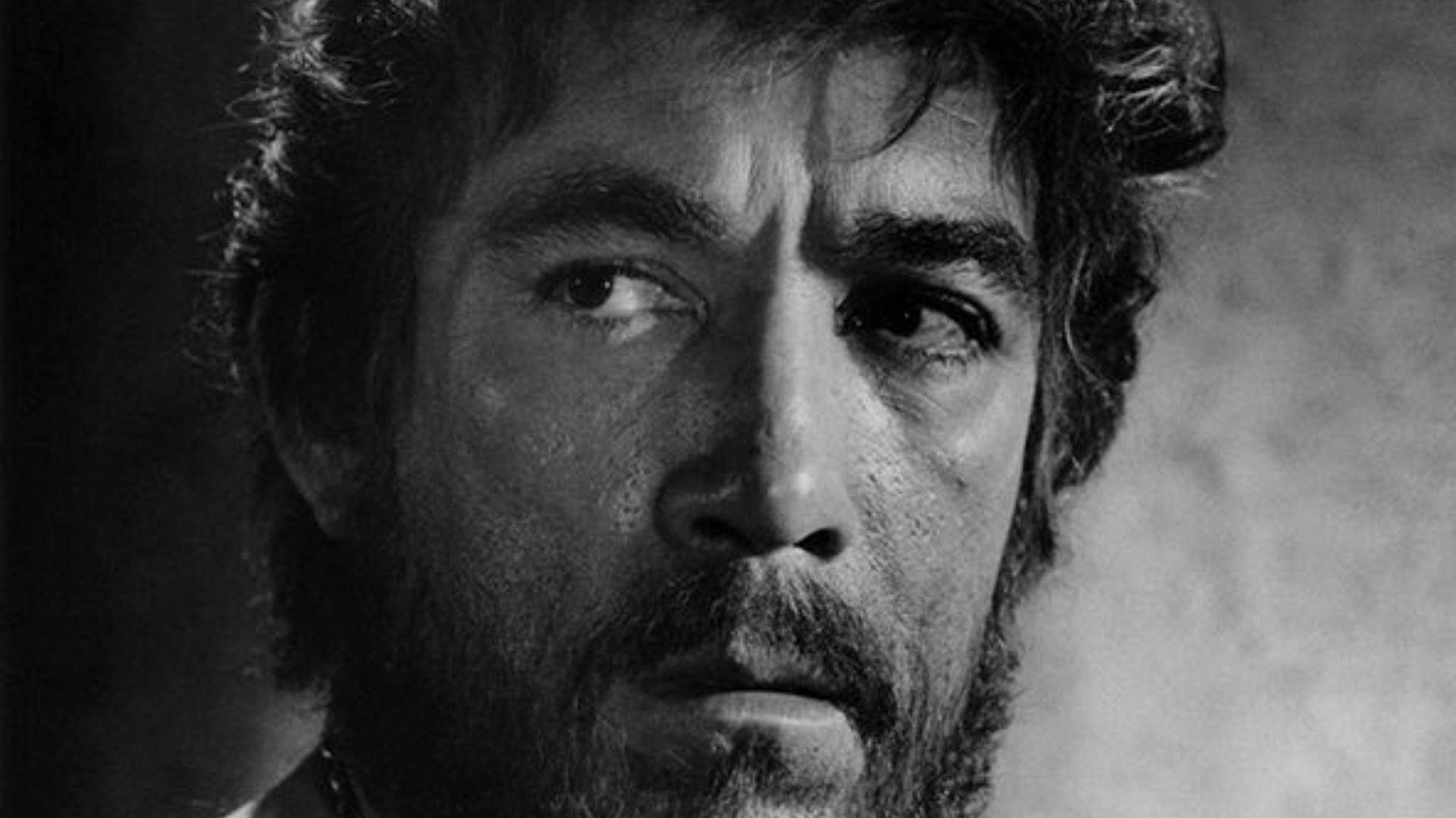 Actor Mexicano Anthony Quinn en una fotografía publicitaría para la película Barrabás (1961).