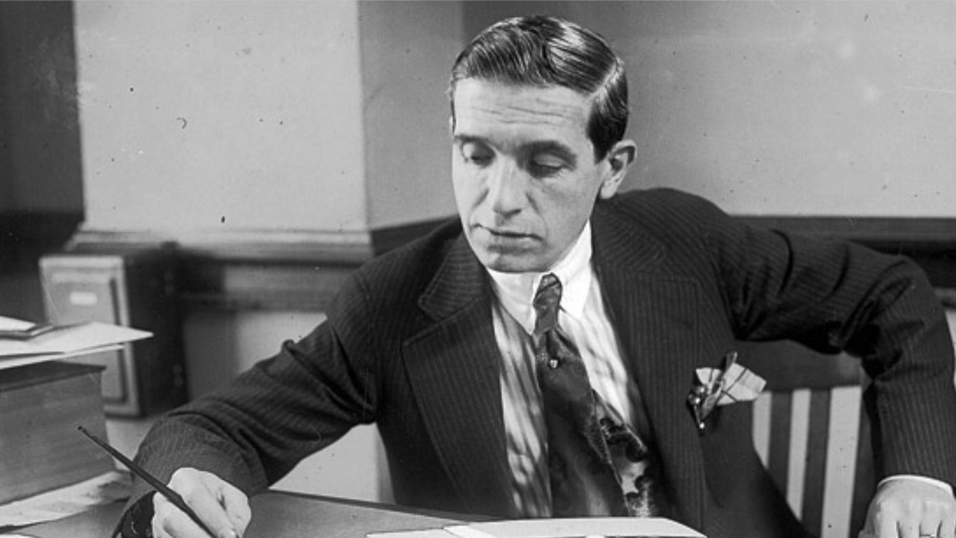 Charles Ponzi (March 3, 1882 – January 18, 1949). Charles Ponzi was a businessman born in Italy who became known as a swindler for his money scheme. His aliases include Charles Ponei, Charles P. Bianchi, Carl and Carlo.