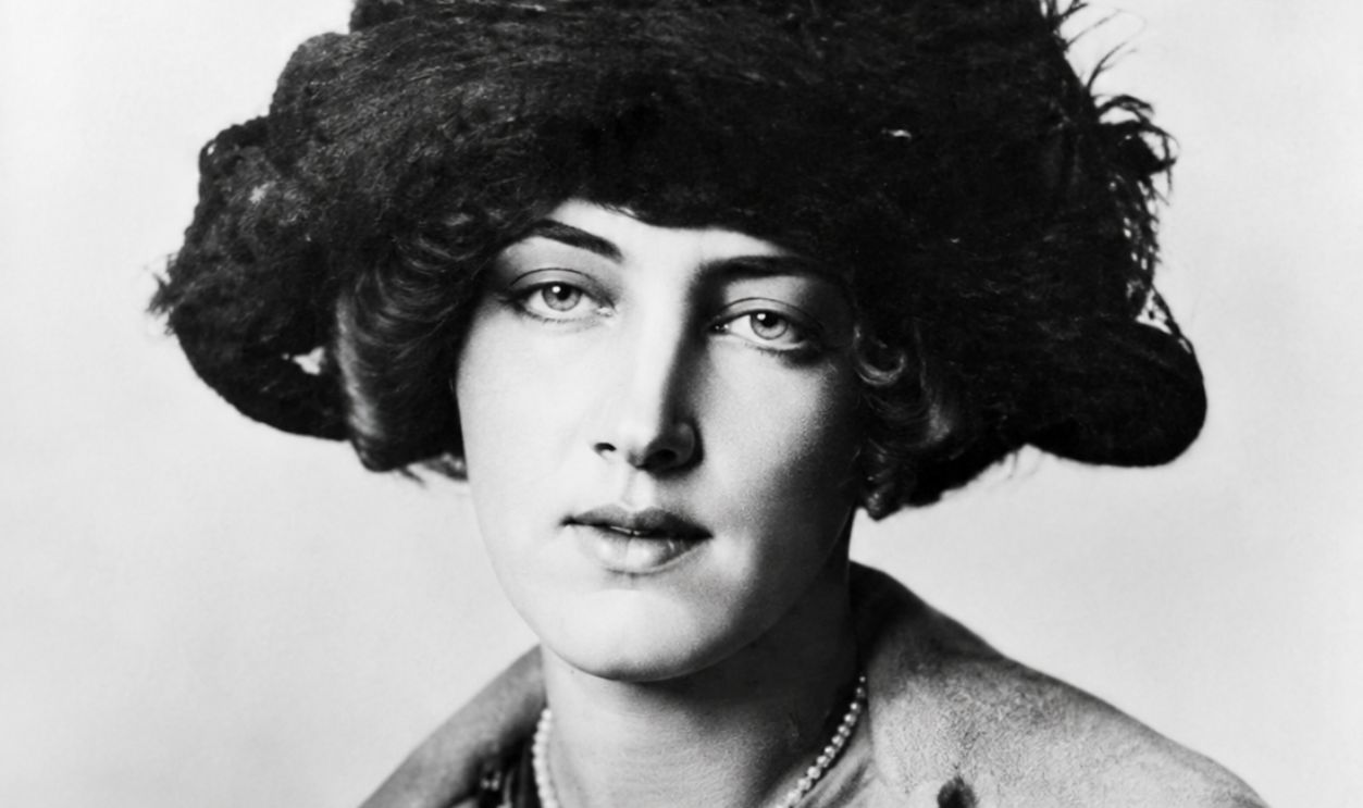 Gladys Deacon