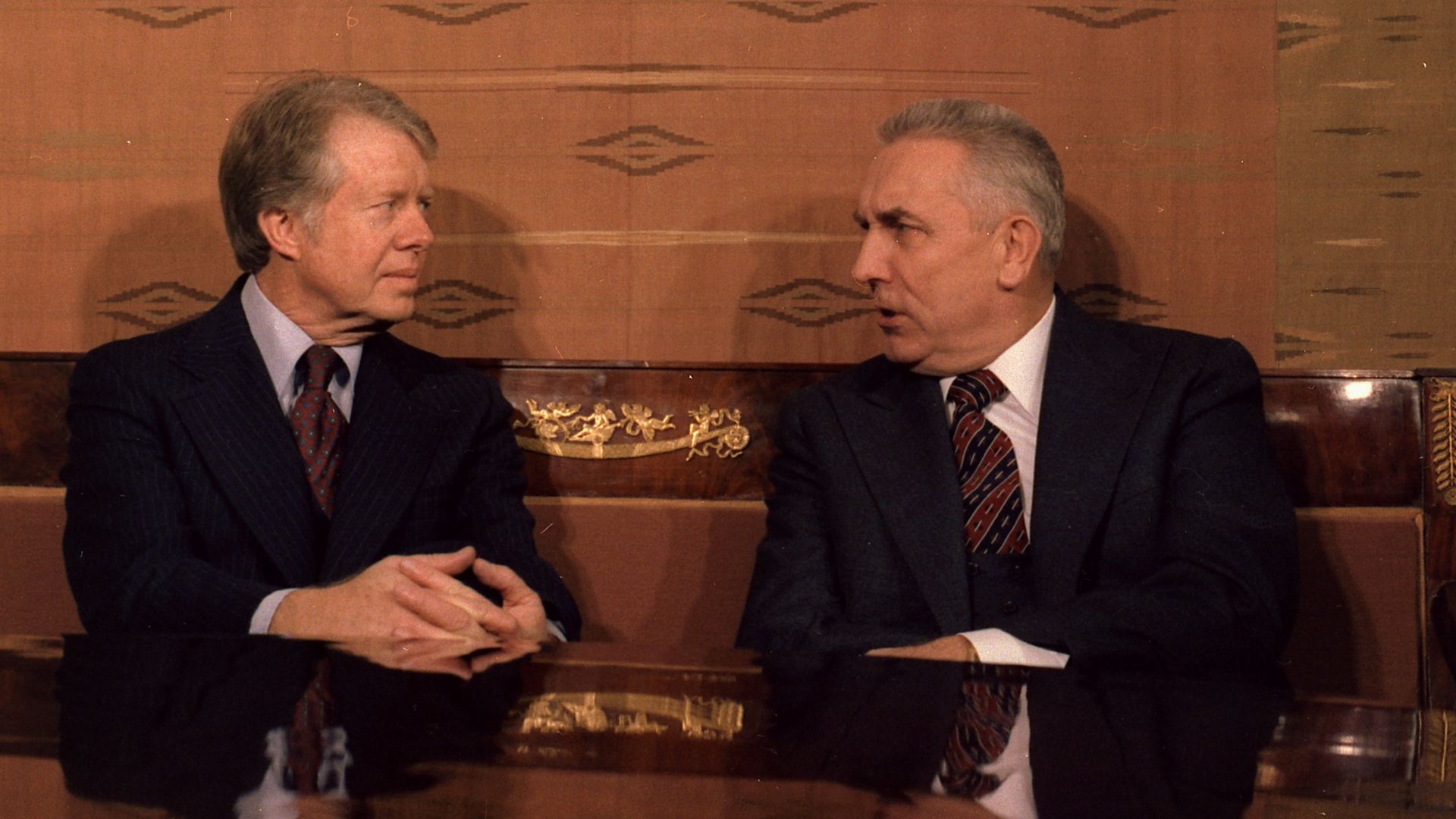 File:Jimmy Carter and Edward Gierek First Secretary of Poland - NARA - 177308.jpg
