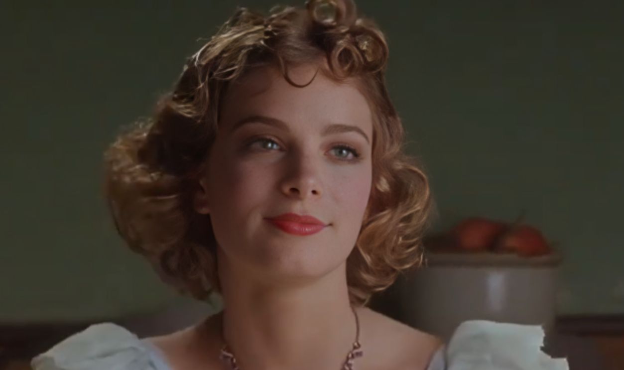 Screenshot from Wild Heats Can’t Be Broken (1991)