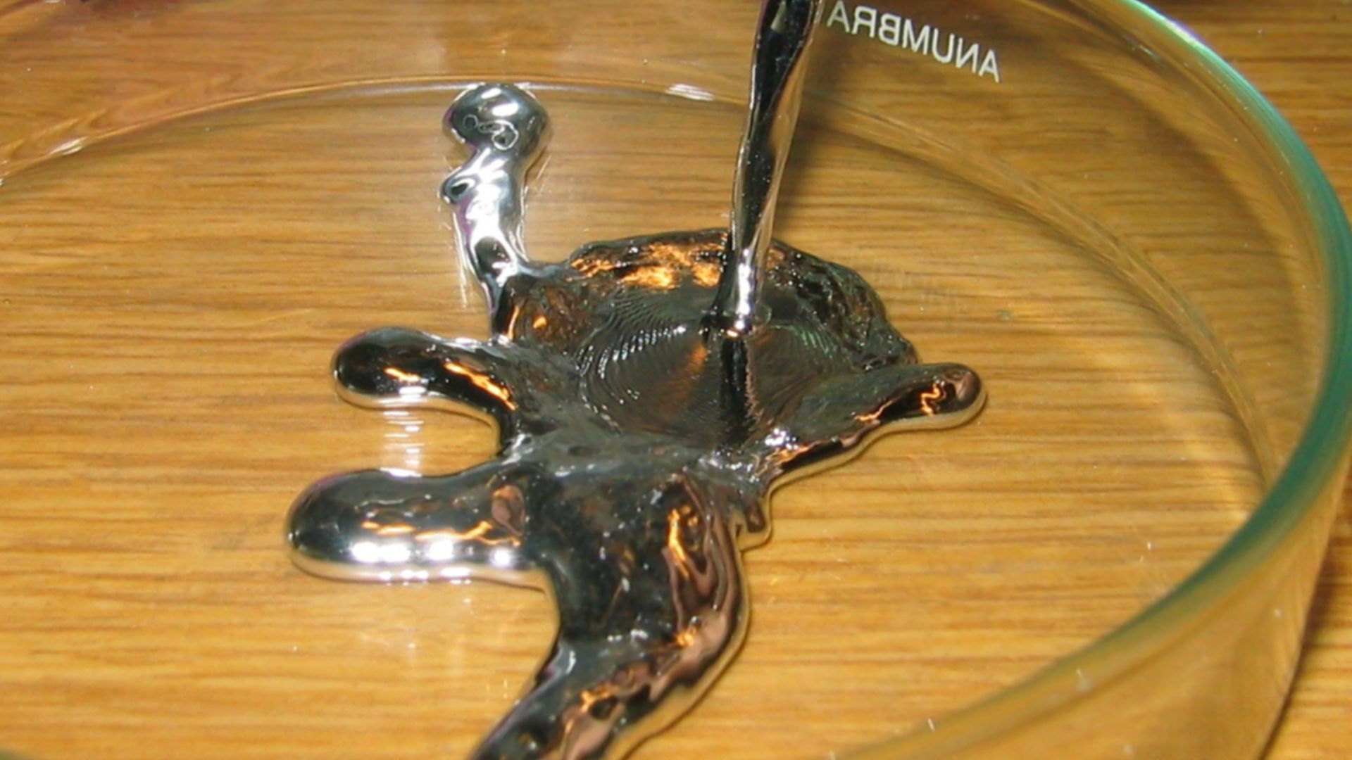 Element mercury (Hg), liquid form.