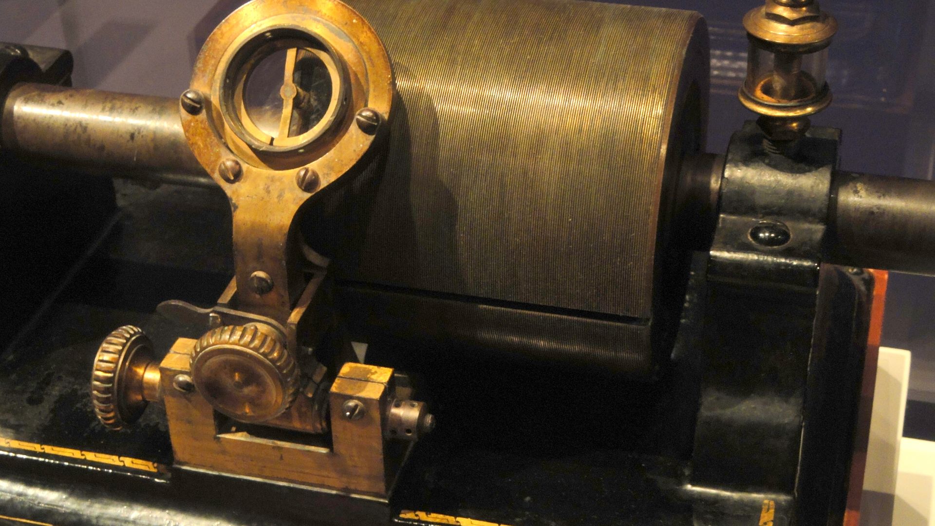 Exhibit in the National Museum of American History, Washington, DC, USA. This item is in the public domain because it is property of the national museum. Photography was permitted in the museum without restriction.