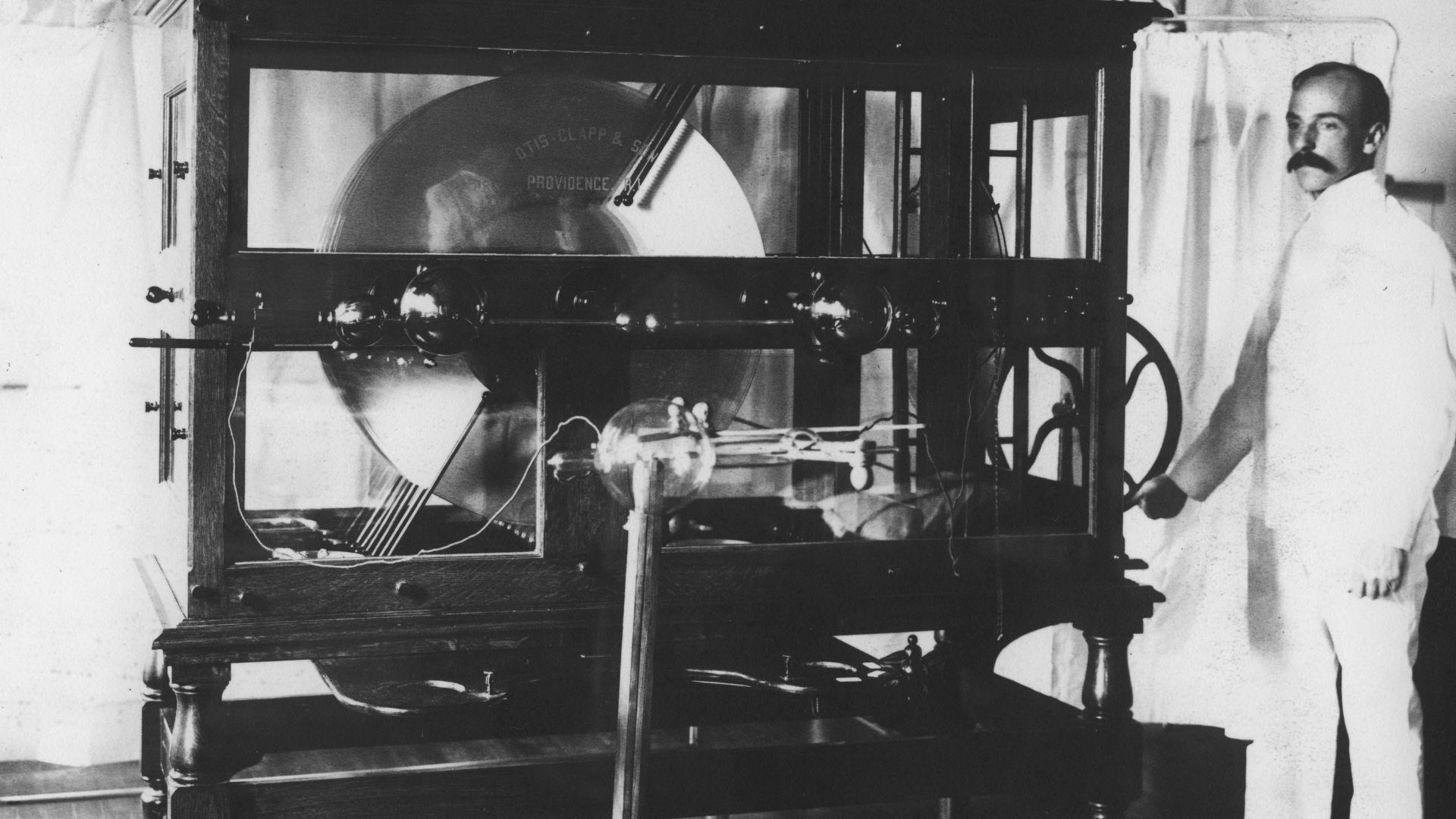 Otis Clapp and Son x-ray machine, Providence, RI, ca. 1896. Spanish-American War. Selected by Kathleen.

[this is probably Army Medical Museum Hospital Steward John Neate, who stayed with the Museum and became a doctor - Mike]