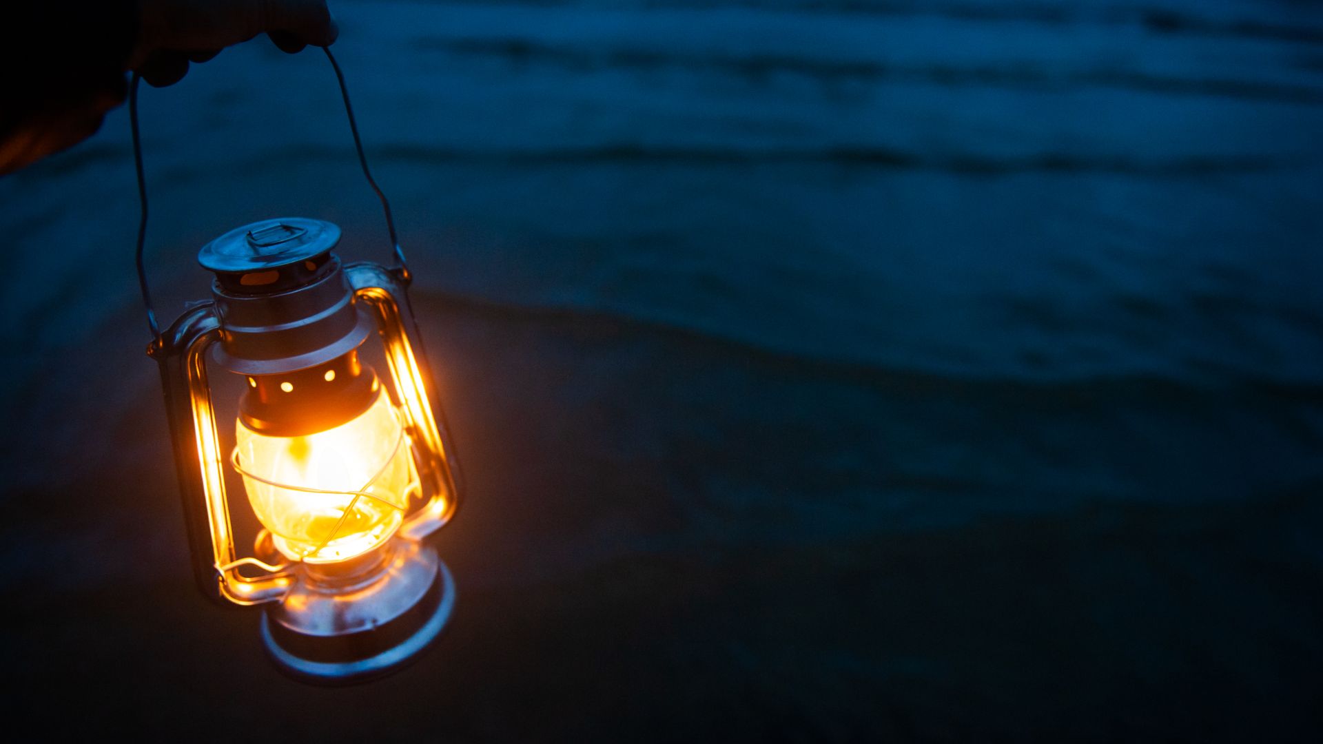 Kerosene lamp