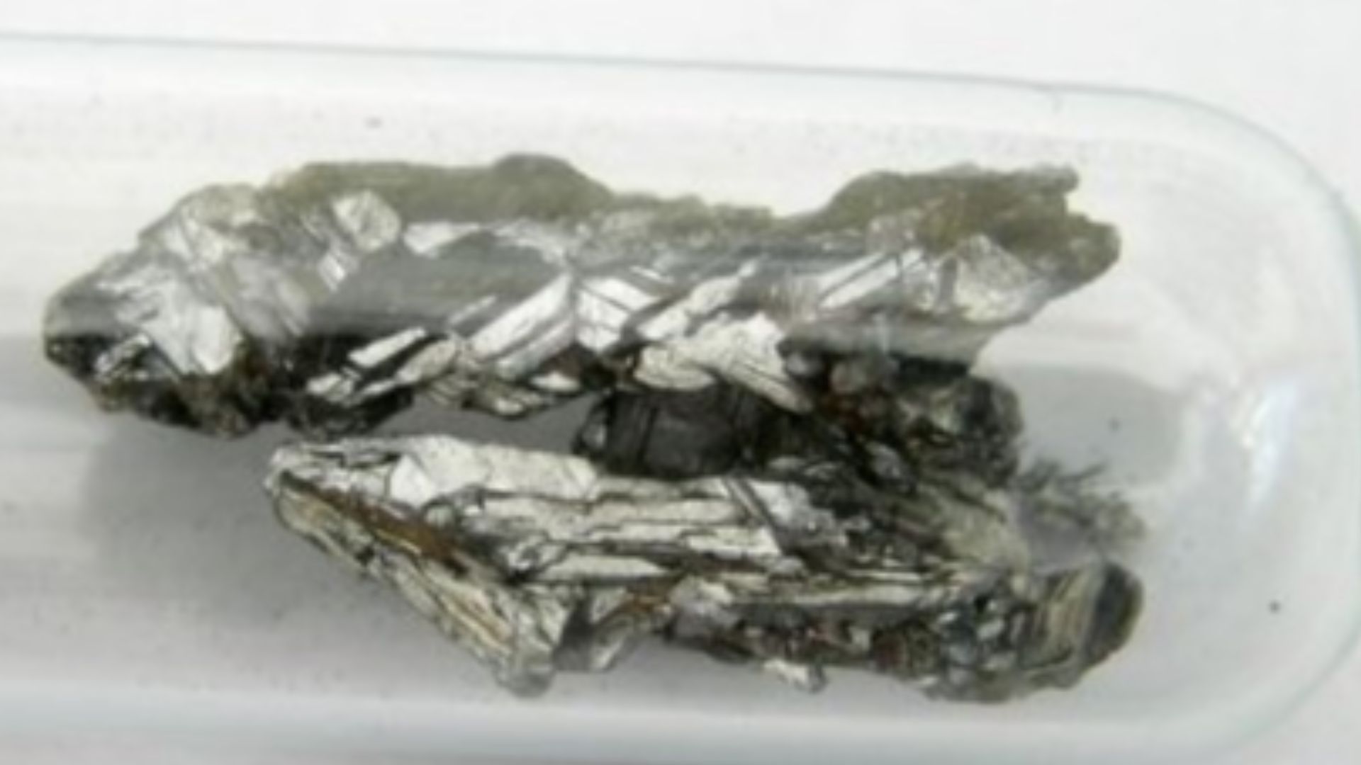;Description: Elemental arsenic — mineral specimen.