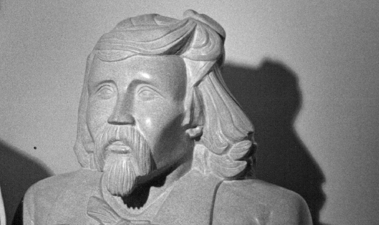 Sculpture Tom Miller talks about his bust he sculpt out of Bedfrod, Indiana Limestone, the bust is a replica of the Alfred Packer who was convicted of eating one of his companions while caught in a snow strom for 60 days. The bust of Packer is on display at the State Capitol, and was unveiled Tuesday by Gov Lamm.