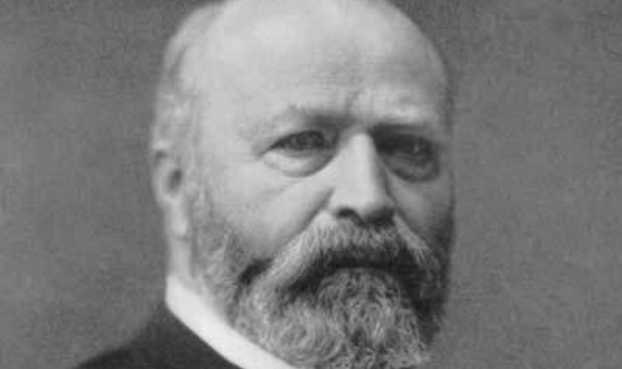 en:Bernhard von Gudden