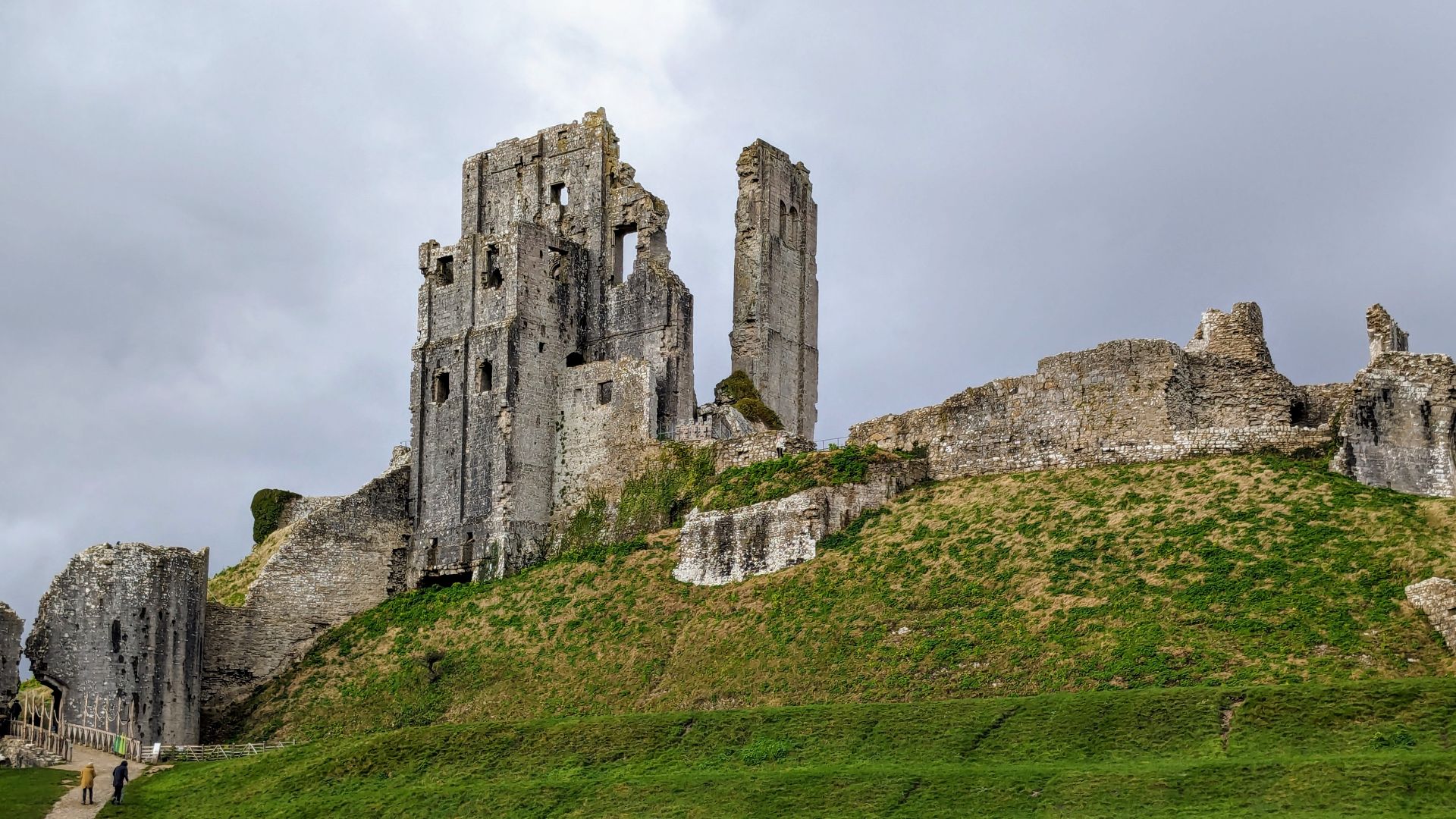 Corfe Castle (fortification in Dorset, England)