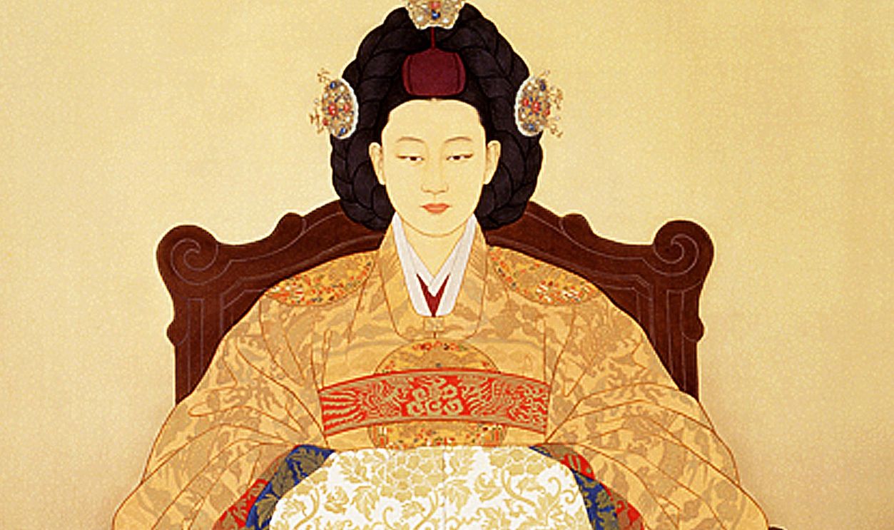 Korea: Empress Myeongseong (1851 D 1895), known informally as Queen Min, was the first official wife of Gojong of Korea, the twenty-sixth king of Joseon and the first emperor of the Korean Empire. Official portrait, 20th century.