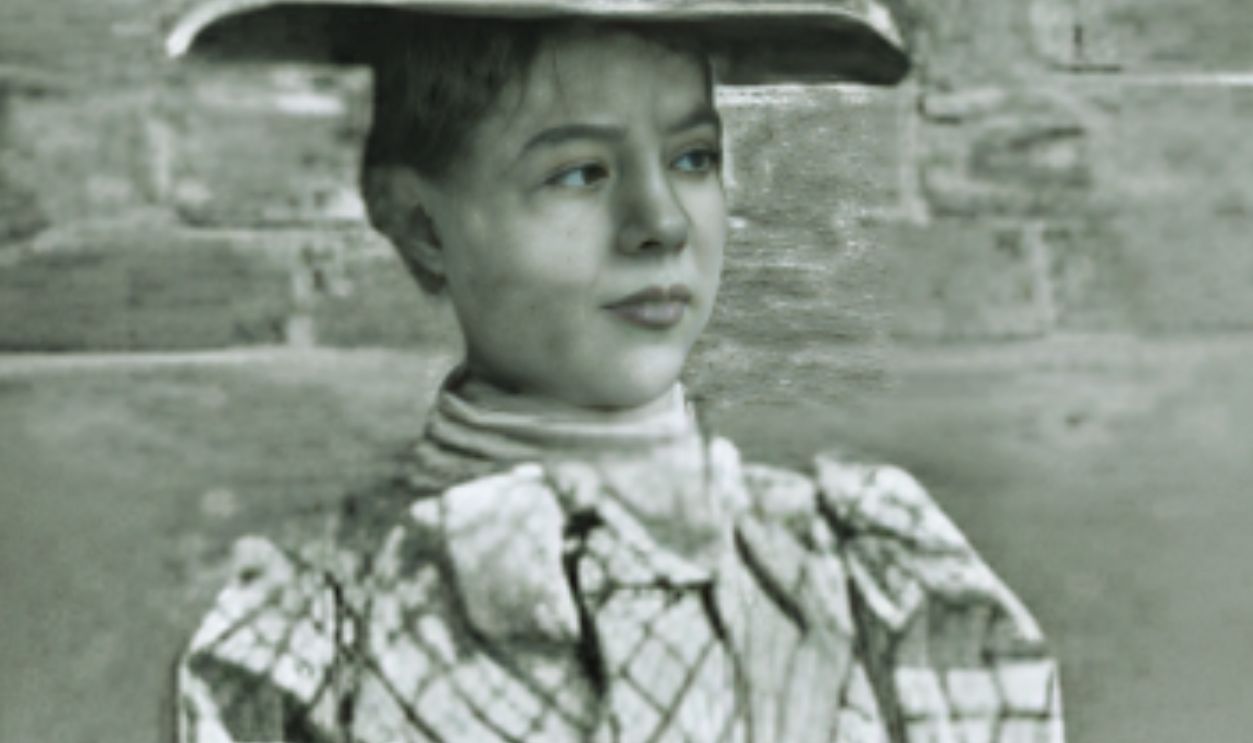 Pearl Hart in ordinary women's attire 