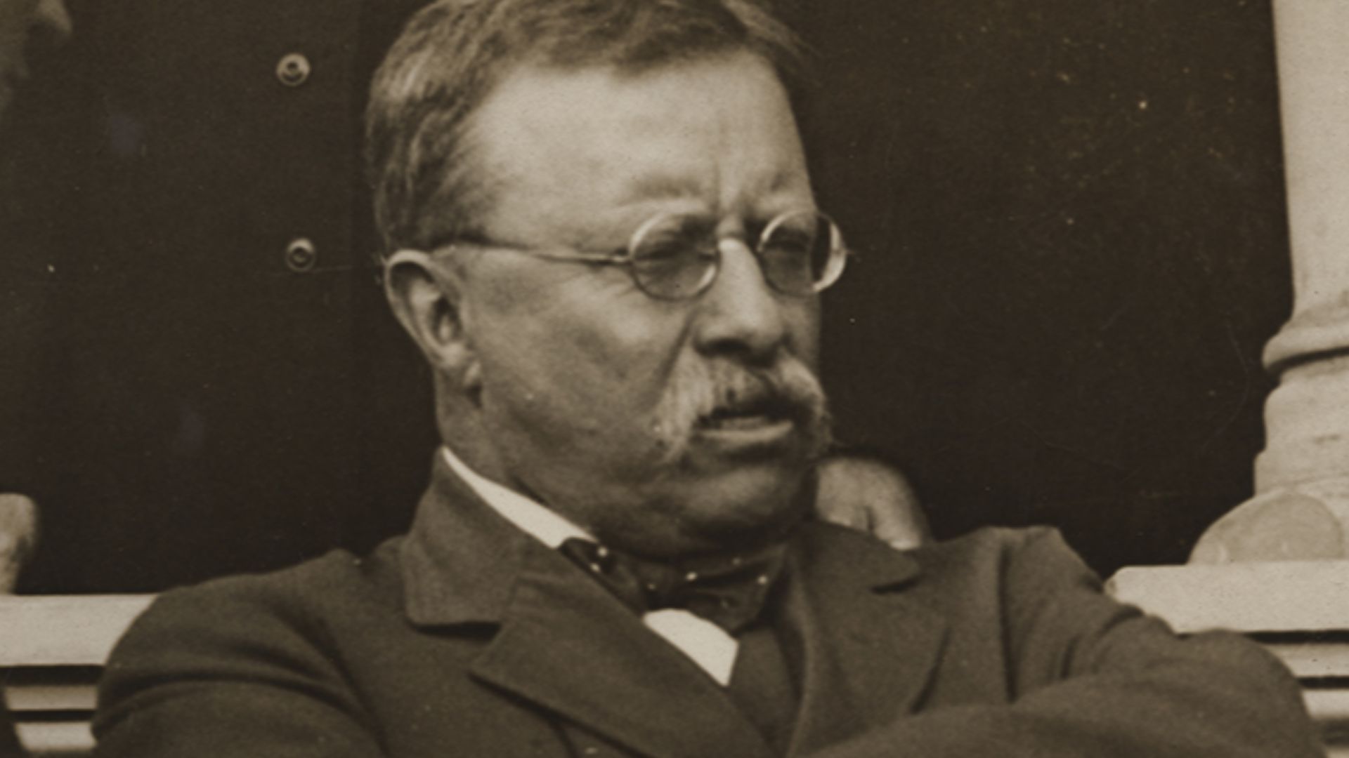 Title: Colonel Theodore Roosevelt as he looks today.
Creator: Underwood & Underwood Studios
Date: May 22, 1904
Part of: Doris A. and Lawrence H. Budner Theodore Roosevelt Photograph Collection
Place: Oyster Bay, Nassau County, New York
Description: Theodo