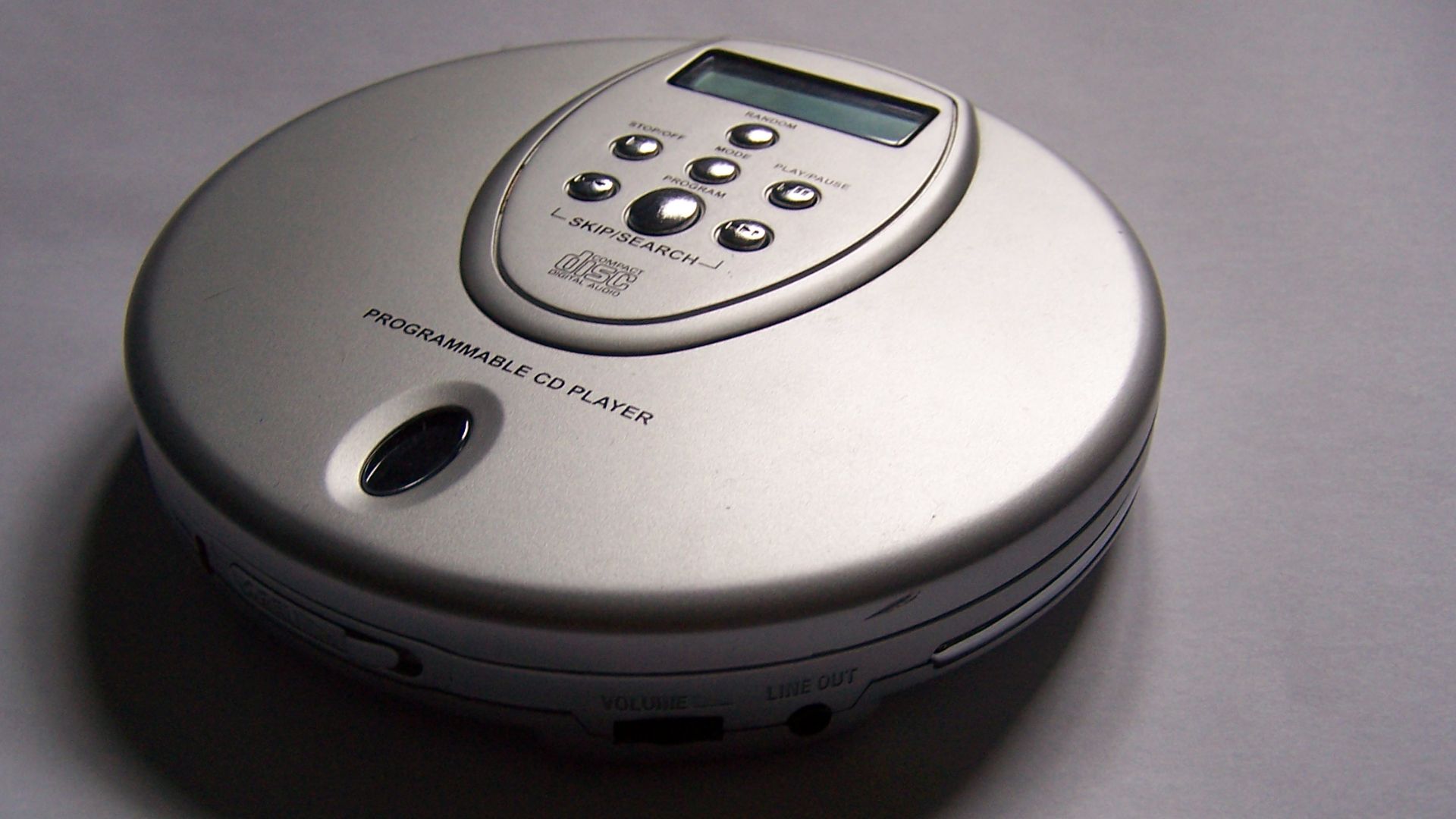 Silver Woolworths Personal CD Player 266D0290, came free with a mobile phone.