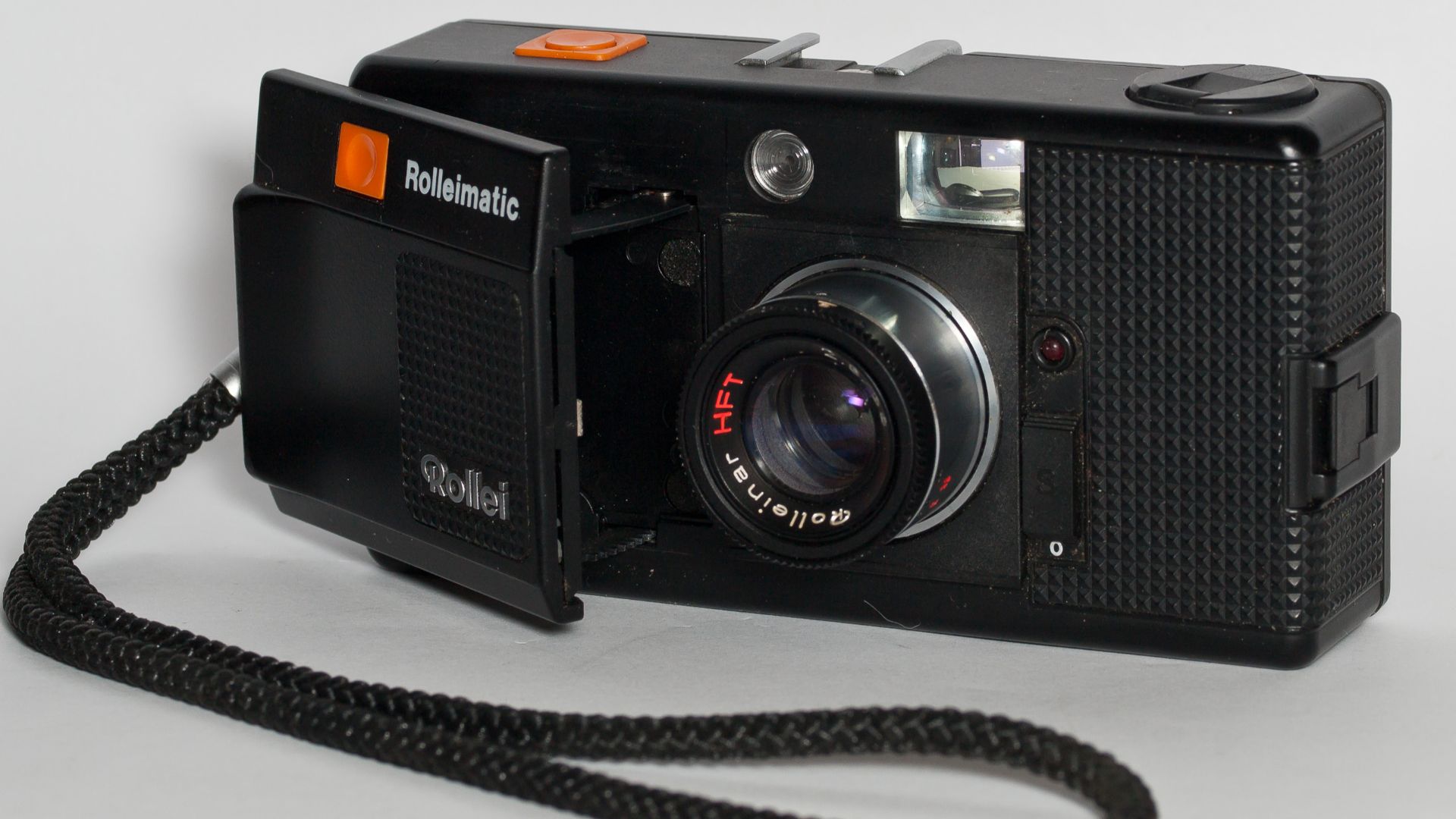 Rolleimatic 35mm film camera.jpg