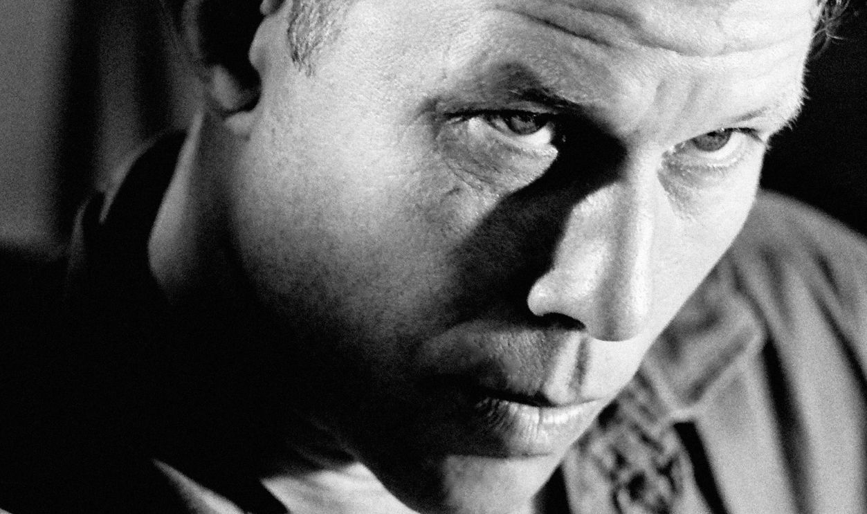 SANTA MONICA - 1987: Singer/songwriter Tom Waits poses during a photo shoot held in 1987 in his hotel room, in Santa Monica, California. 