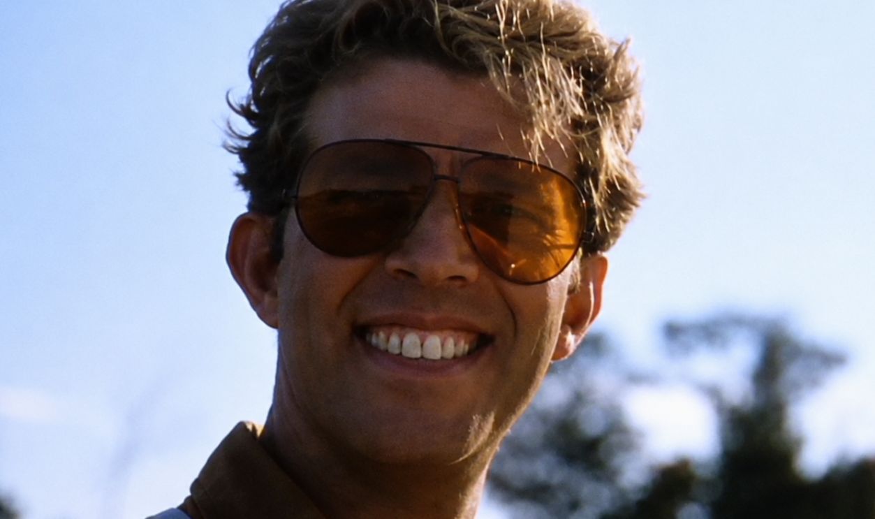 Screenshot from Cold Feet (1989)