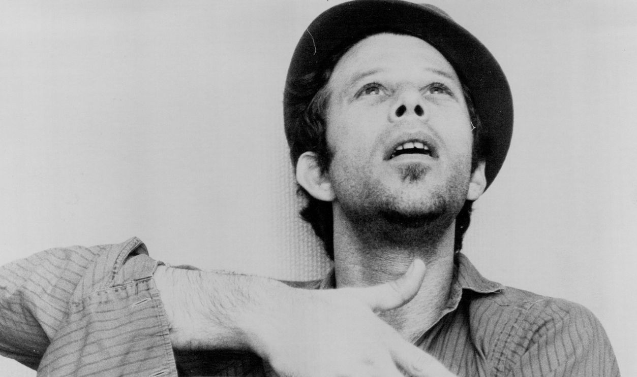 American songwriter and singer Tom Waits at Sebel Town House. September 30, 1981.