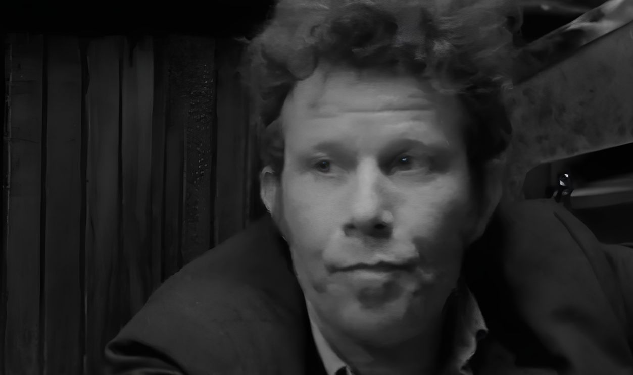 Screenshot from Coffee and Cigarettes (2003)