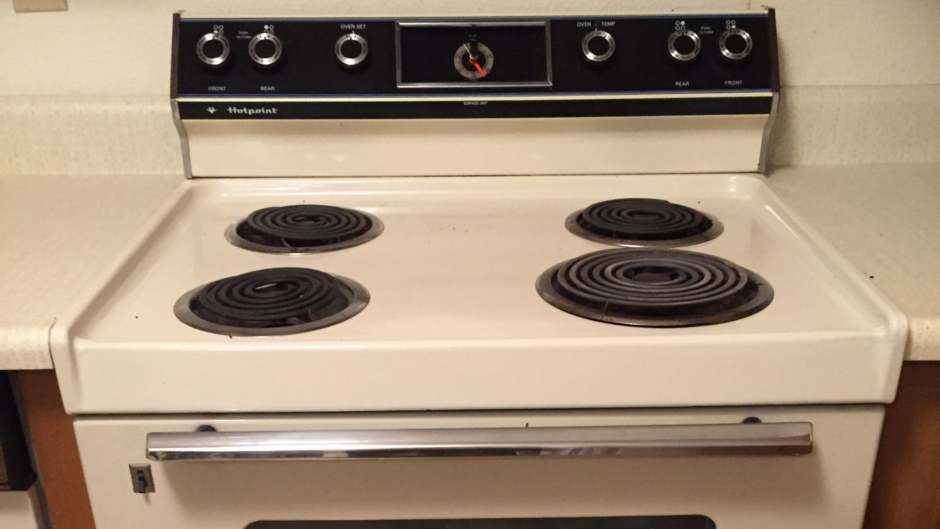 Hotpoint Electric Range Model RB5280A1AD