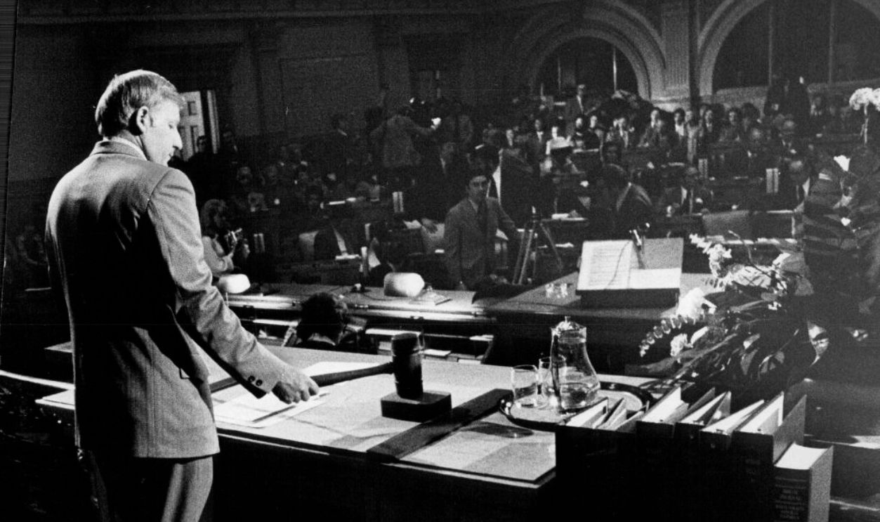 JAN 3 1973 House Speaker John Fuhr, R-Aurora, Calls The House Of Representatives To Order Wednesday Morning All 65 members of the House were present and a large number of persons filled galleries and lined the walls as 49th General Assembly began. Credit: Denver Post