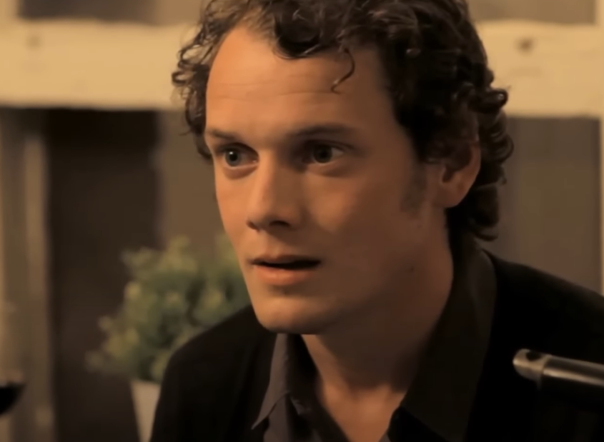 Screenshot of the movie Like Crazy (2011)