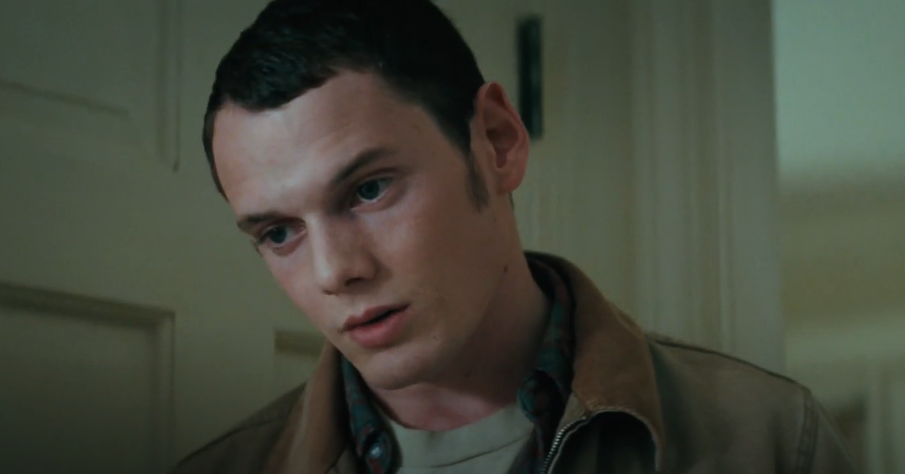 Screenshot  of the movie The Beaver (2011)