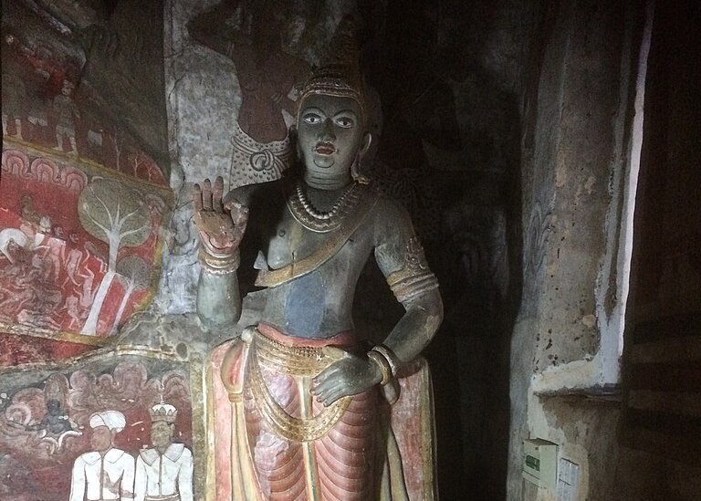Statue of King Nissanka Malla (after Mahinda VI) of Sri Lanka located in Dambulla cave temple