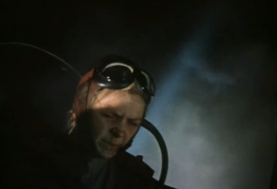 Screenshot of In the sky 'Night witches' (1981)