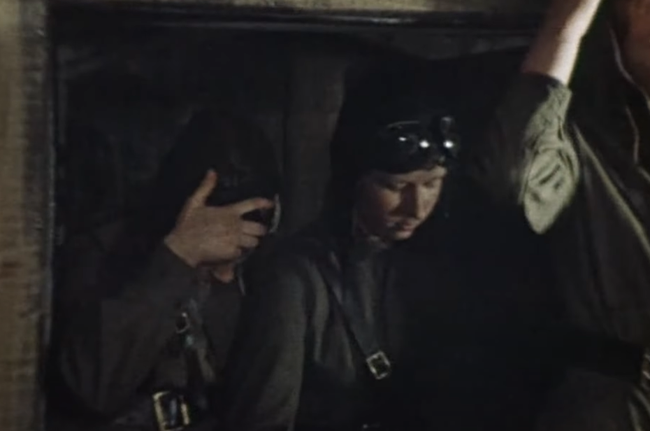 Screenshot of In the sky 'Night witches' (1981)