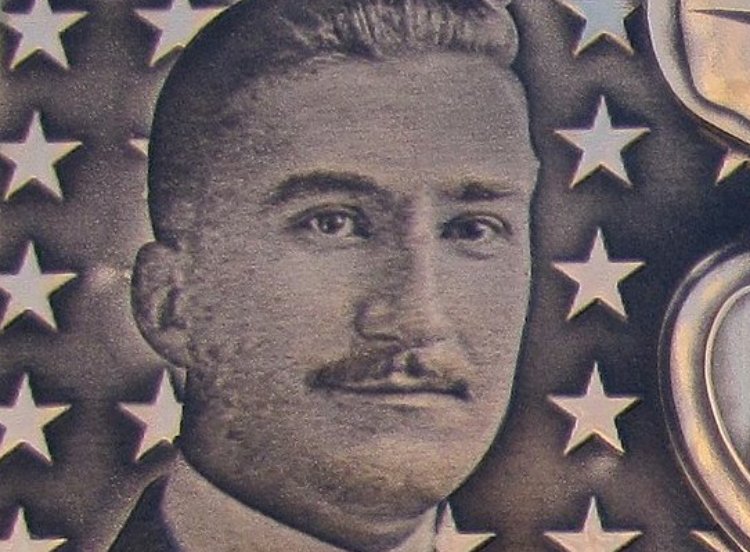 Portrait of Henry N. Gunther looking straight