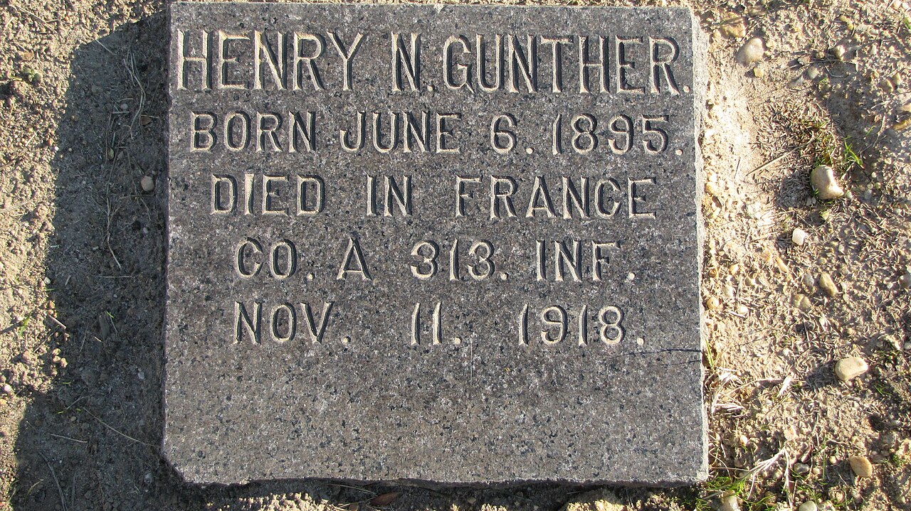 Gravestone of Henry N Gunther