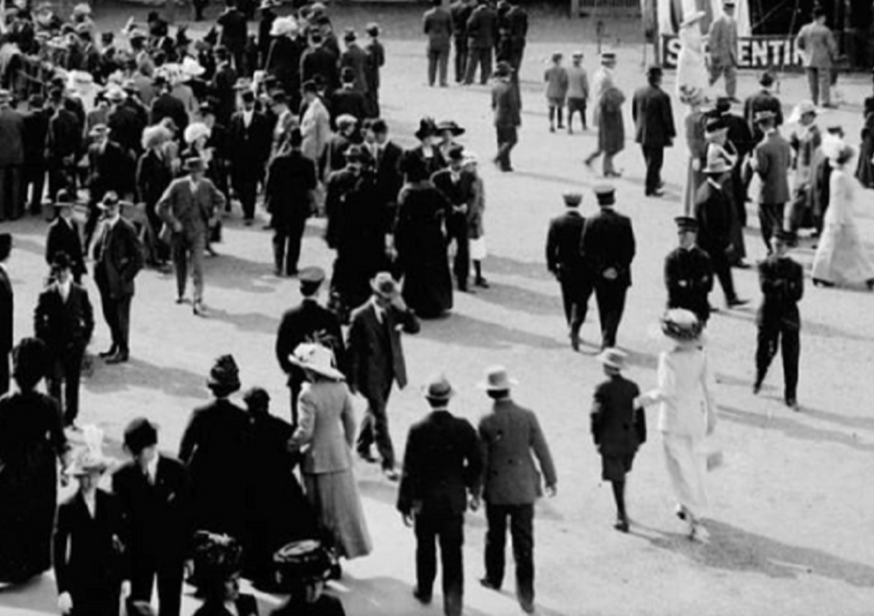 Midway Rides at Idora Park (1912)