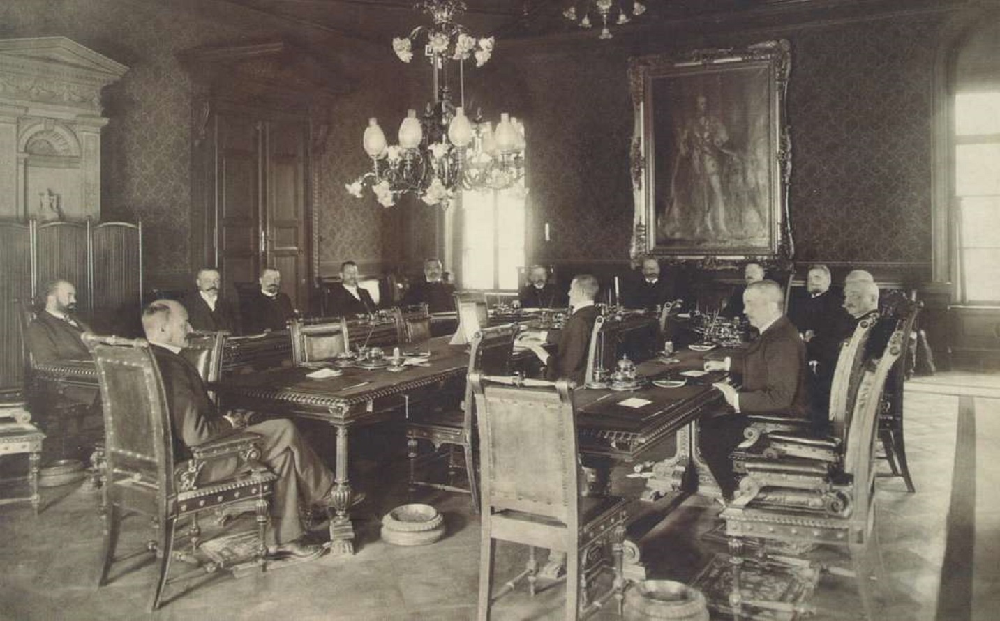 Council meeting - 1900