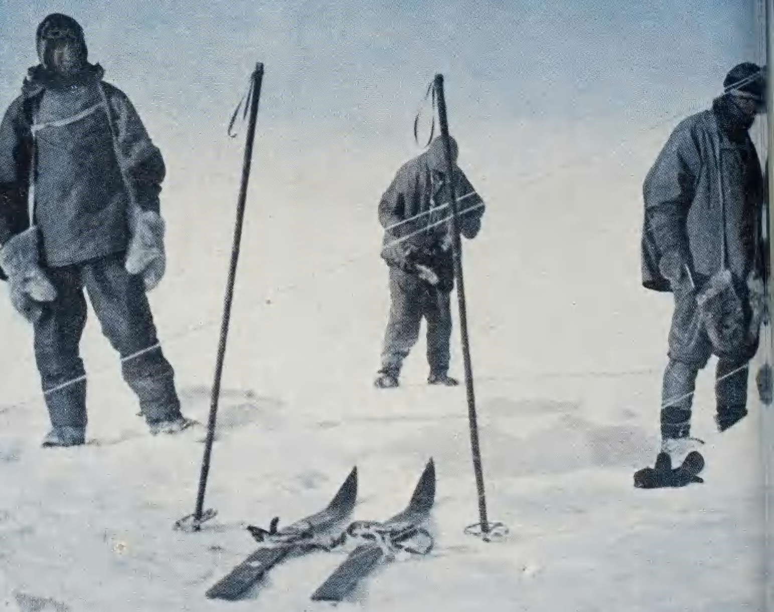 To the South Pole. Captain Scott's own story told from his journals - 1913