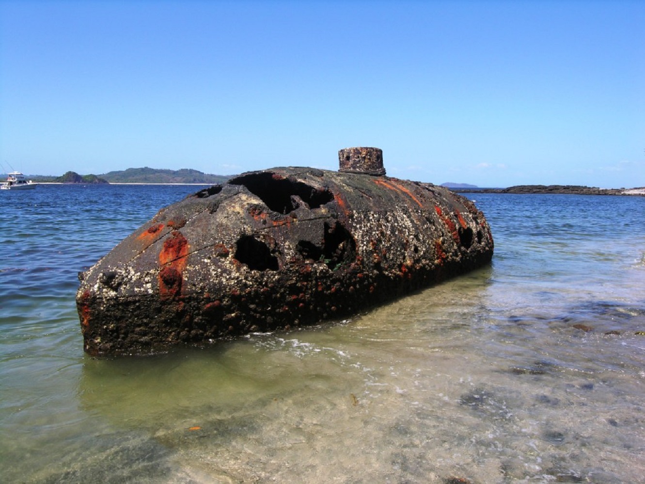 Sub Marine Explorer Wreck - 2006
